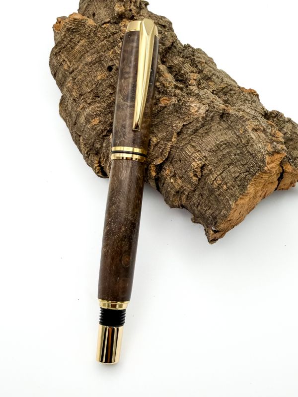 Kenilworth II — Walnut Burl 