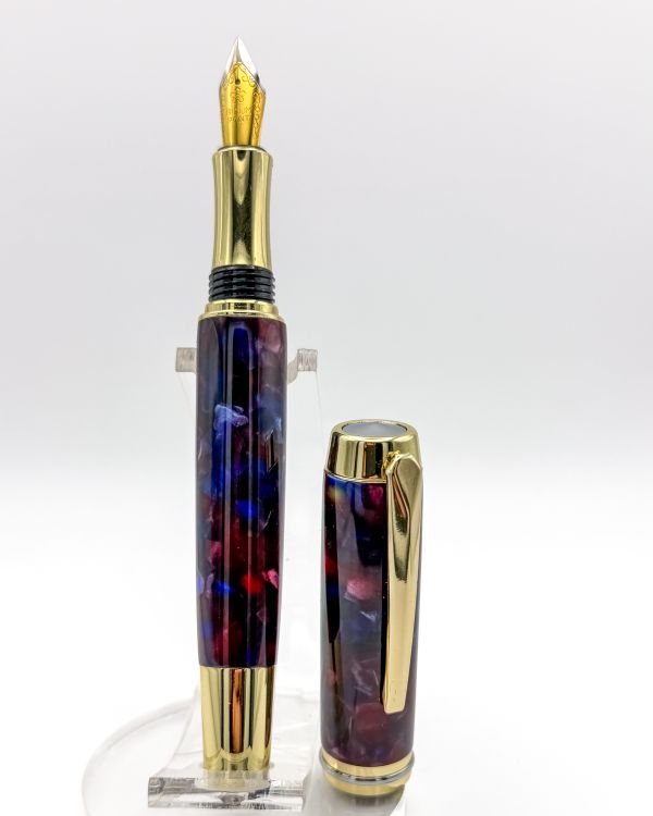Nebula — Stratford I Fountain Pen in Conway Stewart Heritage Resin