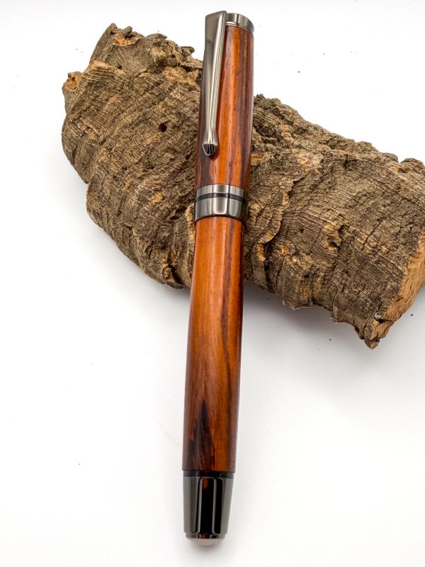 Macassar Ebony — Stratford II Fountain Pen