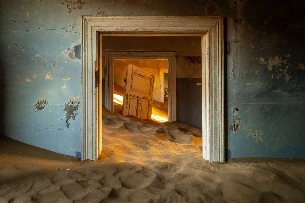 Kolmanskop Ghost Town