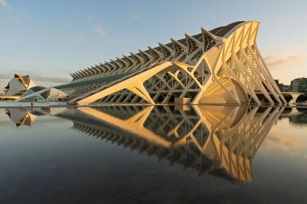 Capturing Reflections: A Photography Journey Through Valencia’s City of Arts and Sciences