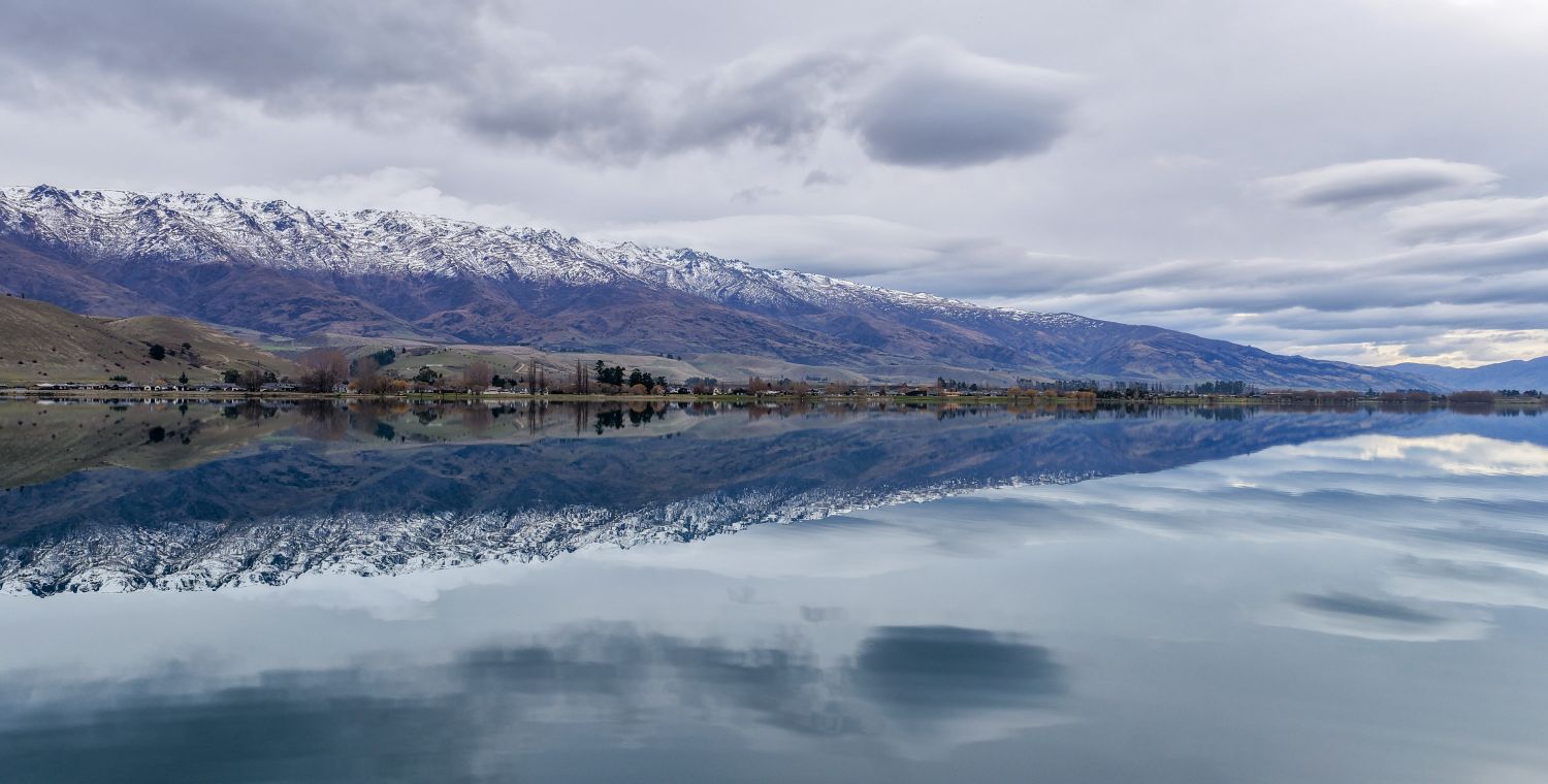 Lake Dunstan Reflections